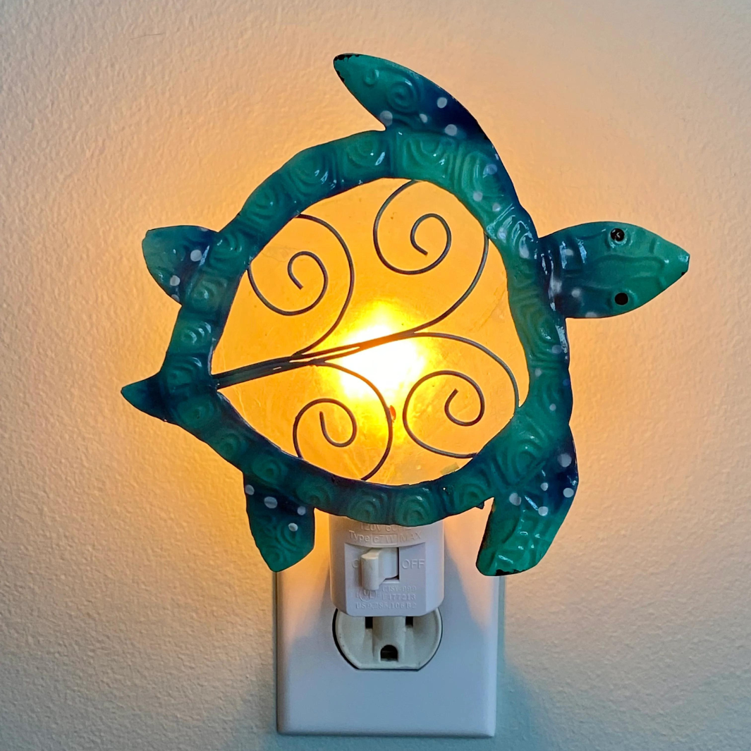 Sea Turtle Capiz Shell and Metal Night Light – Turtle
